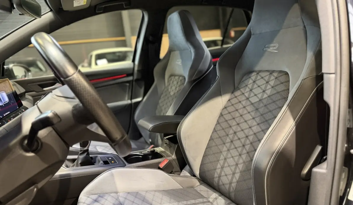 Volkswagen Golf VIII 1.5 TSI - 150CH  R-Line