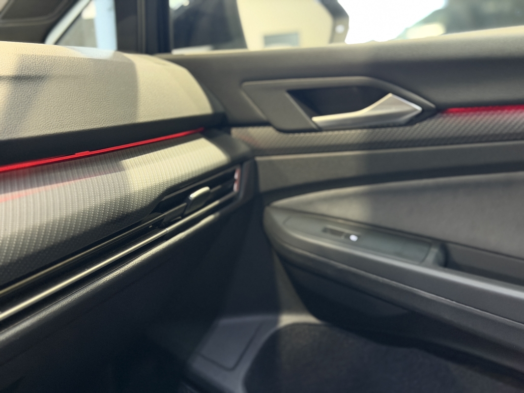 Volkswagen Golf VIII 1.5 TSI - 150CH  R-Line