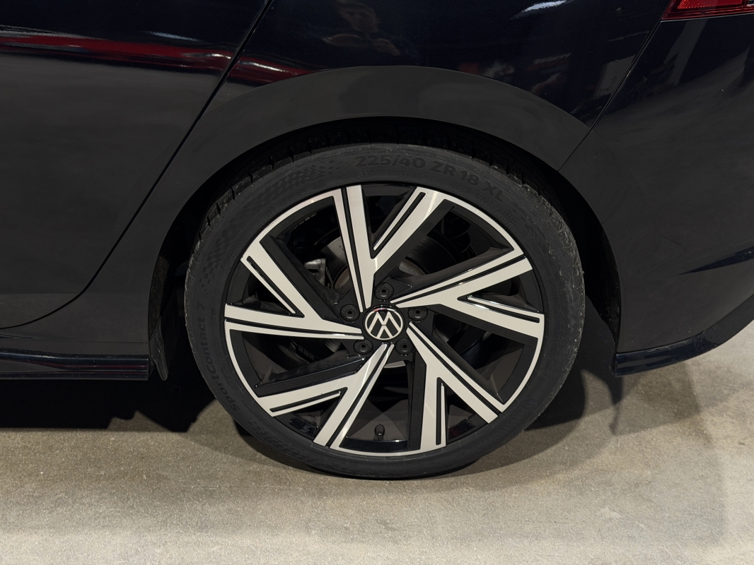 Volkswagen Golf VIII 1.5 TSI - 150CH  R-Line