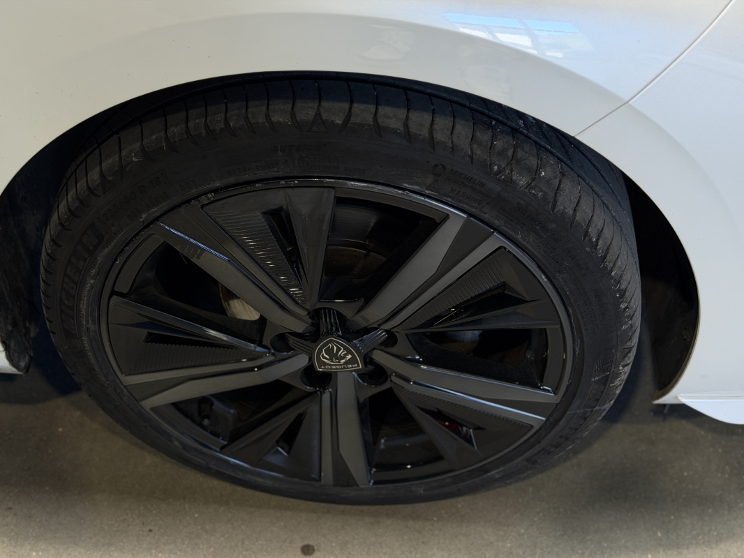 Peugeot 308 1.2 PURETECH 130CH S&S GT EAT8