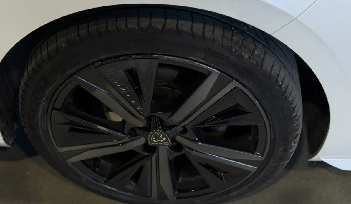 Peugeot 308 1.2 PURETECH 130CH S&S GT EAT8