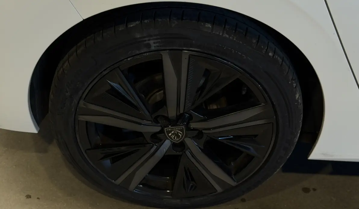 Peugeot 308 1.2 PURETECH 130CH S&S GT EAT8