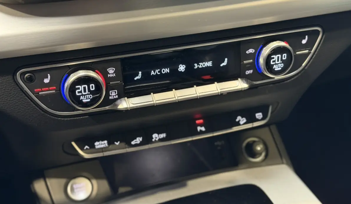 Audi Q5 55 TFSI E 367CH S LINE QUATTRO S TRONIC 7