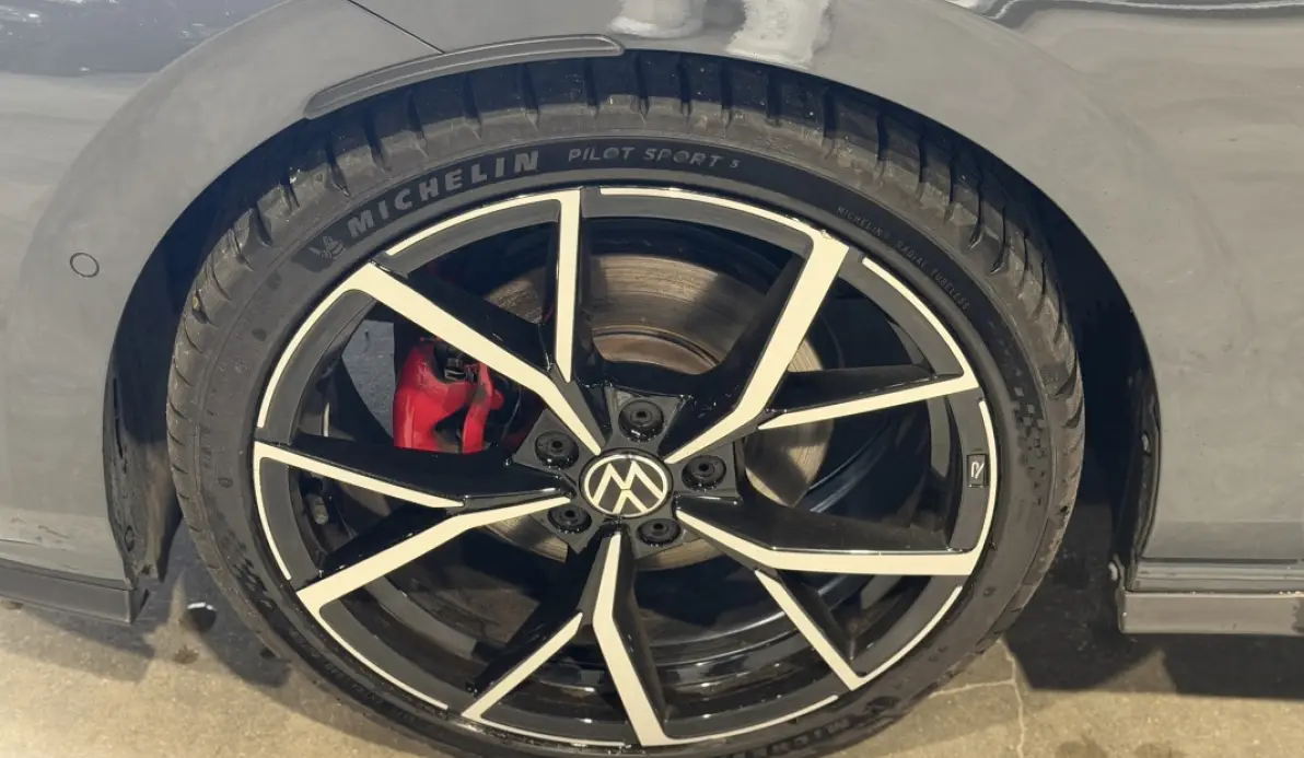 Volkswagen Golf VIII 2.0 TDI SCR 200CH GTD DSG7