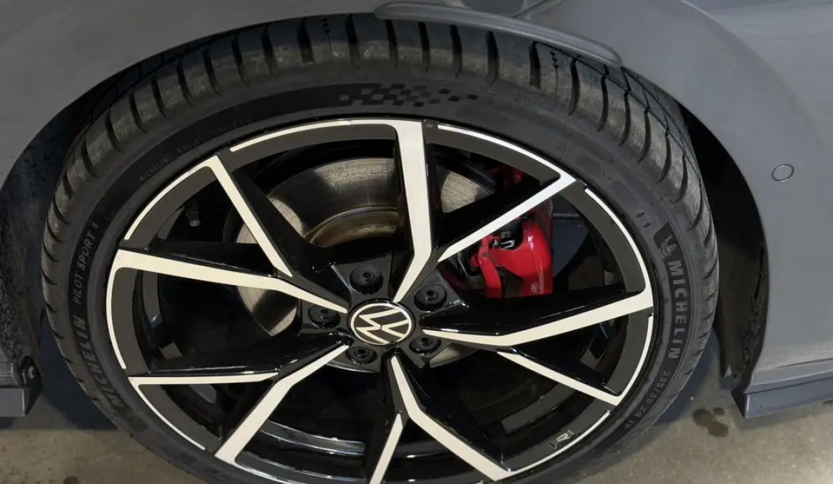 Volkswagen Golf VIII 2.0 TDI SCR 200CH GTD DSG7