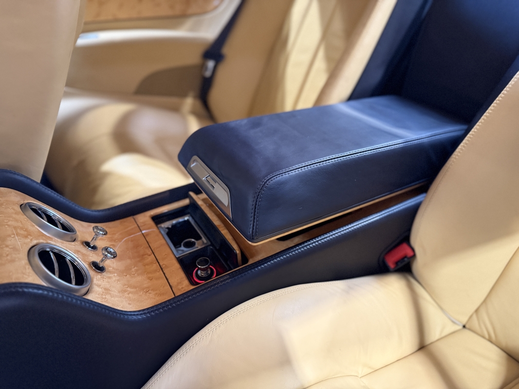 Bentley Continental GT 6.0 W12