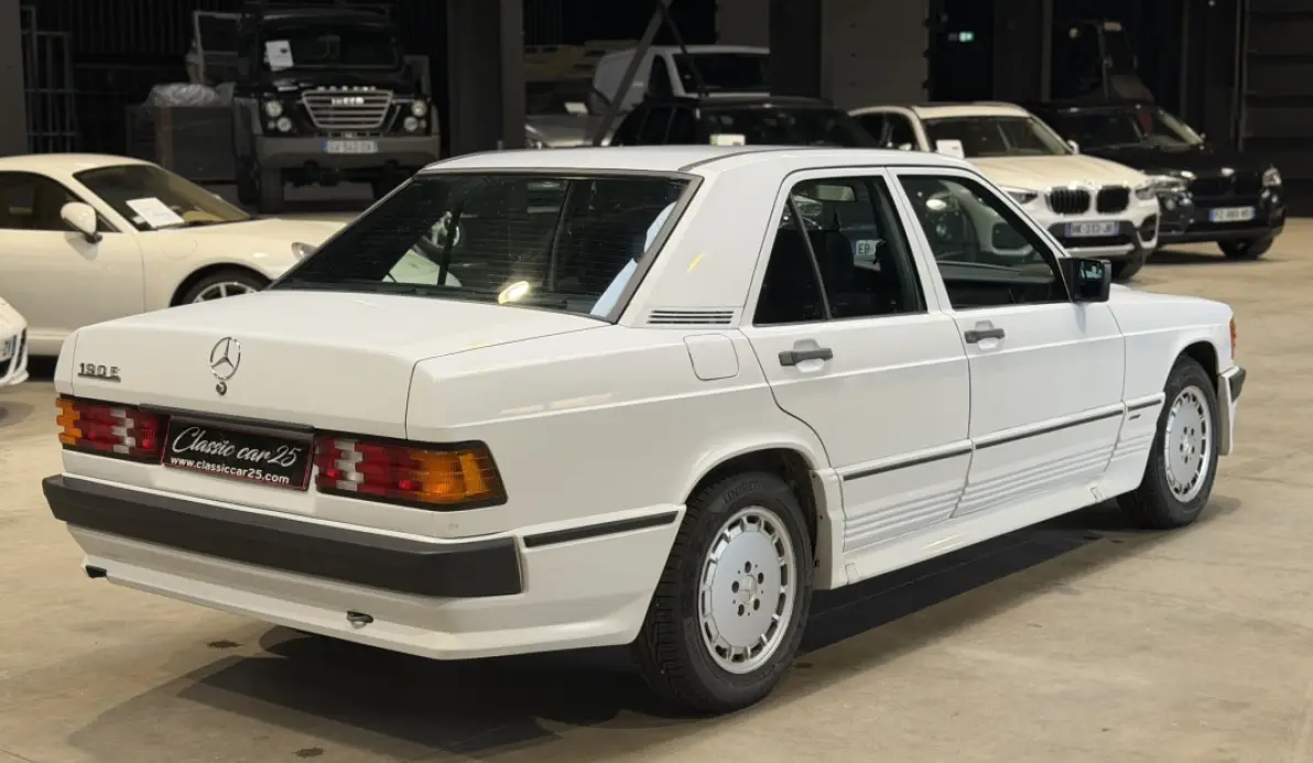 Mercedes 190 E W201 - 1986 - 4 CYLINDRES ESSENCE
