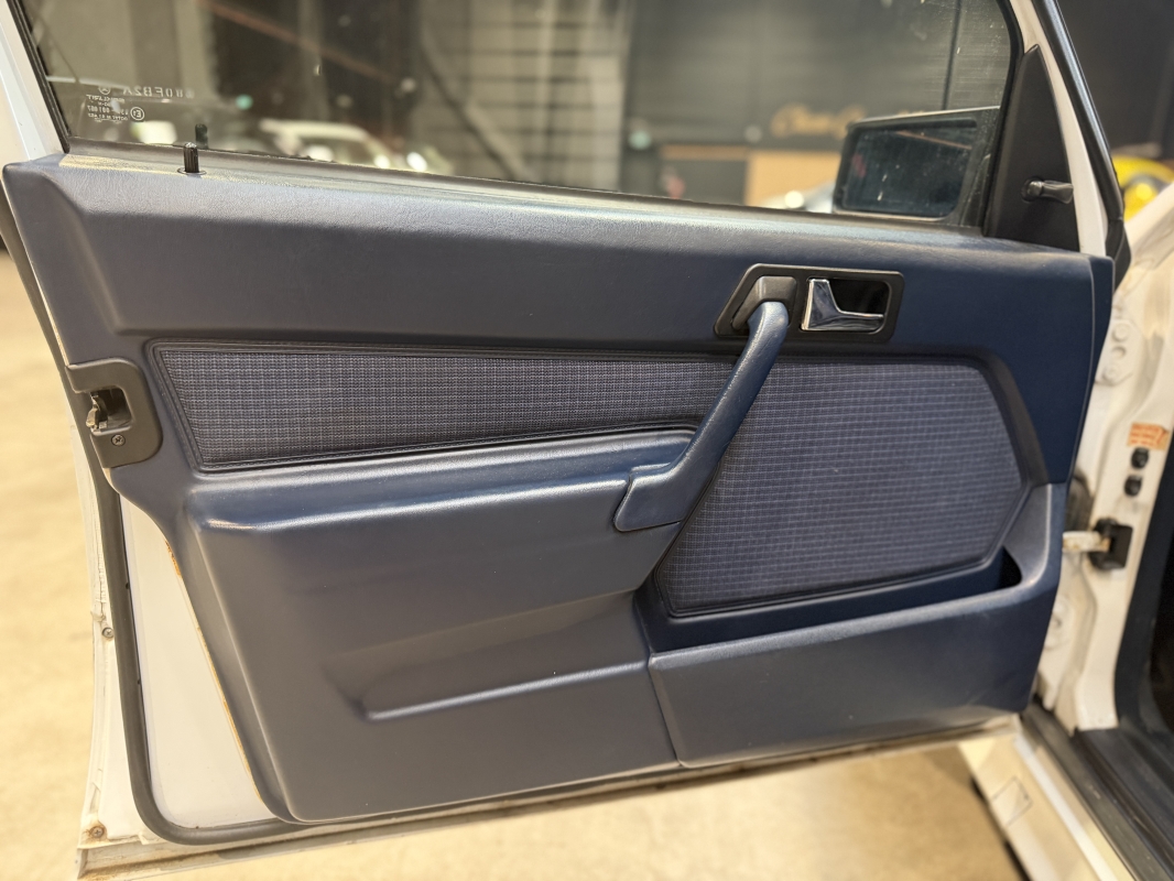 Mercedes 190 E W201 - 1986 - 4 CYLINDRES ESSENCE