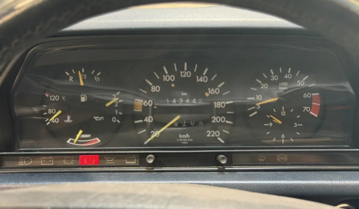 Mercedes 190 E W201 - 1986 - 4 CYLINDRES ESSENCE