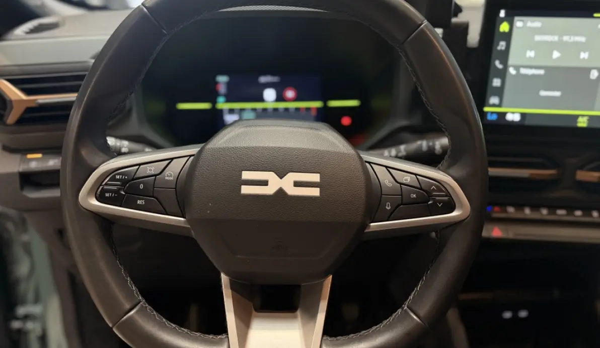 Dacia Duster 1.2 MILD HYBRID 130CH EXTREME 4X4 - 1ère main