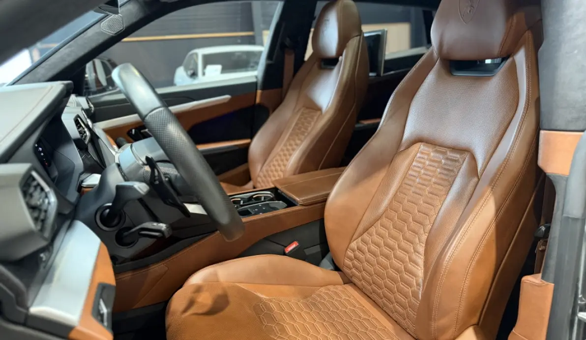 Lamborghini URUS Lamborghini URUS 4.0 V8 650CH BITURBO - 4 PLACES