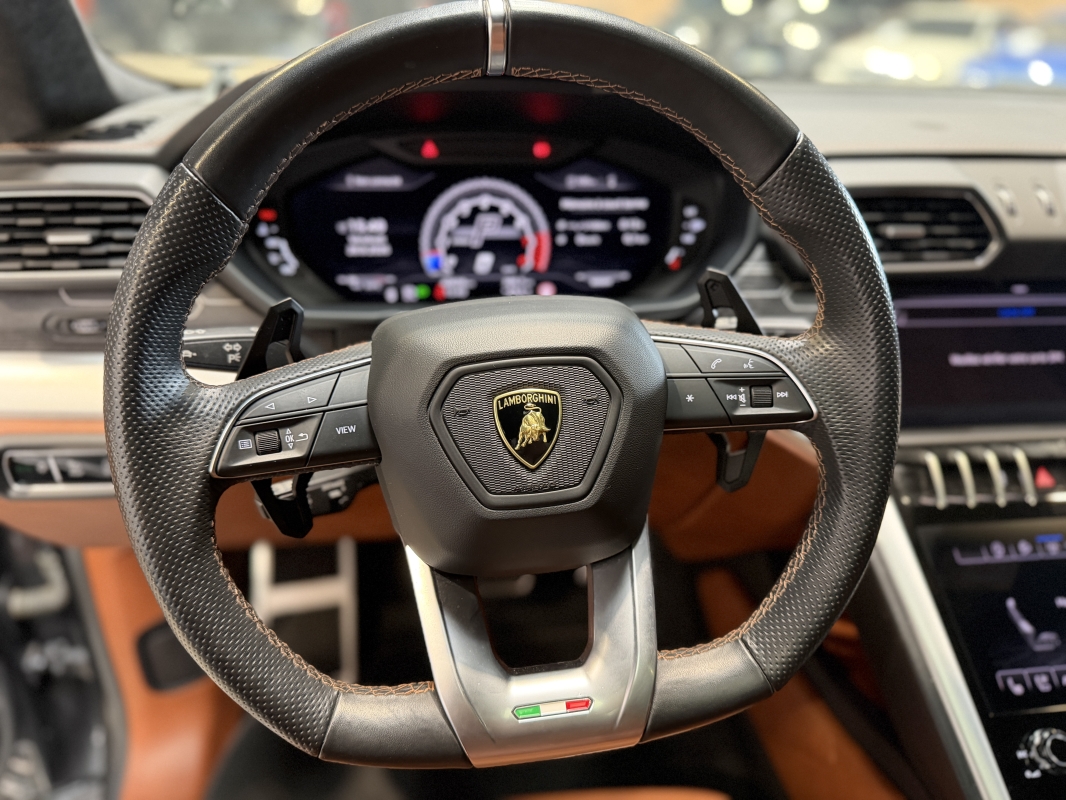 Lamborghini URUS Lamborghini URUS 4.0 V8 650CH BITURBO - 4 PLACES
