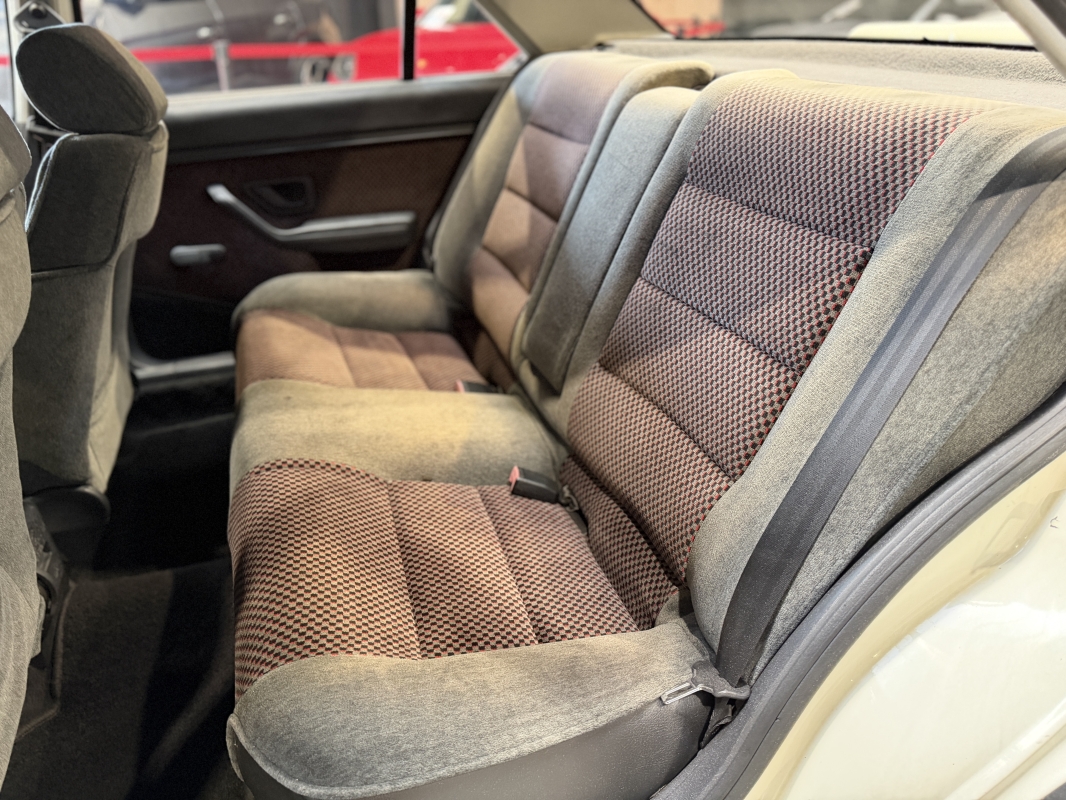 Peugeot 405 MI 16 - ORIGINE
