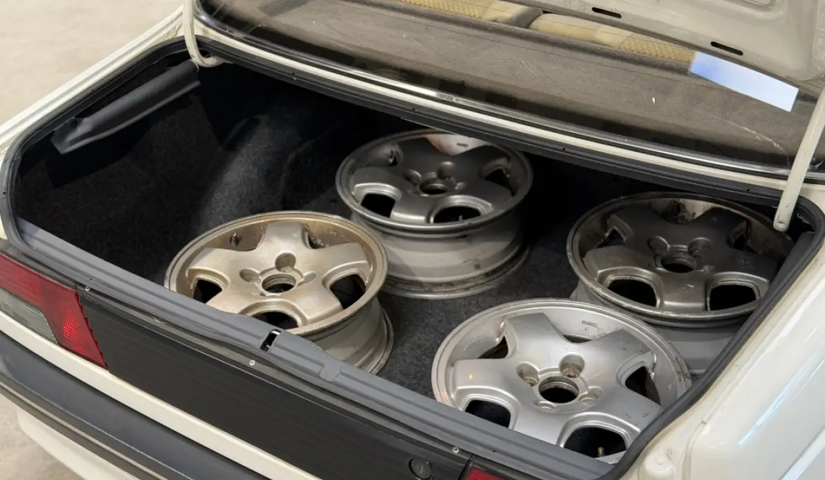 Peugeot 405 MI 16 - ORIGINE