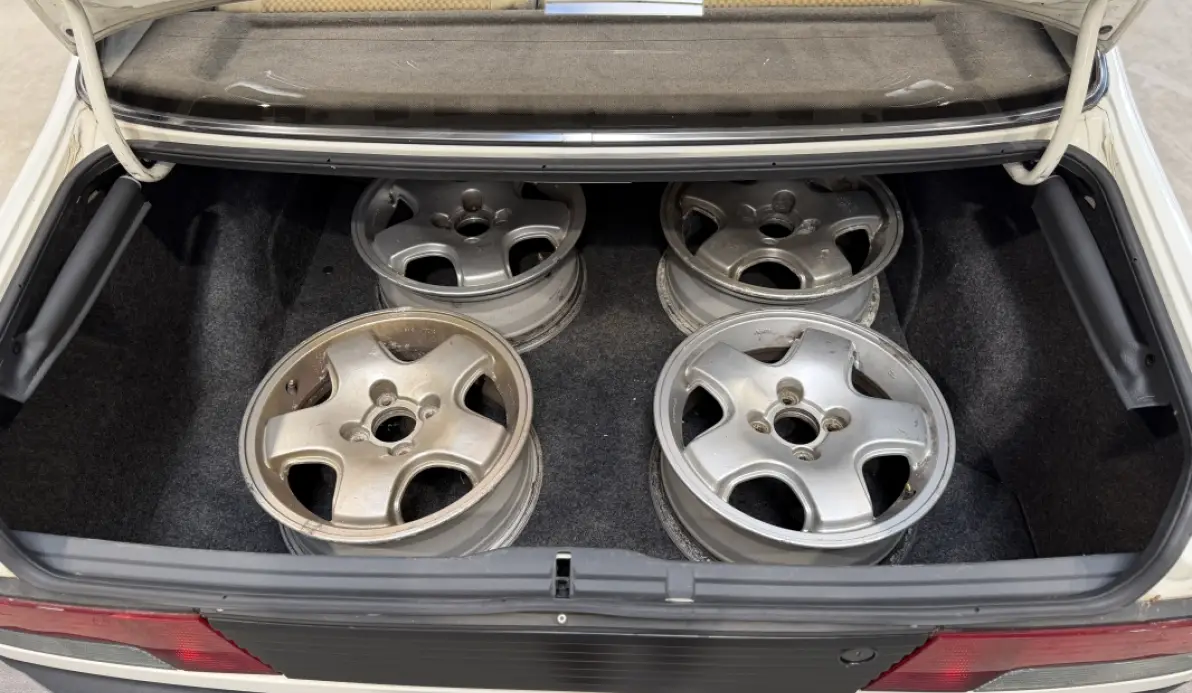 Peugeot 405 MI 16 - ORIGINE