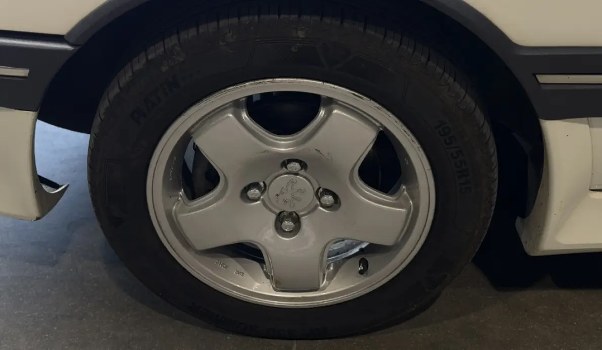 Peugeot 405 MI 16 - ORIGINE