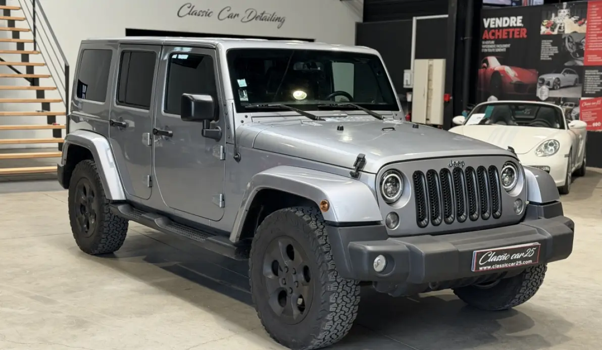 Jeep Wrangler UNLIMITED 2.8 CRD 200CH FAP SAHARA BVA - CONVERTIBLE