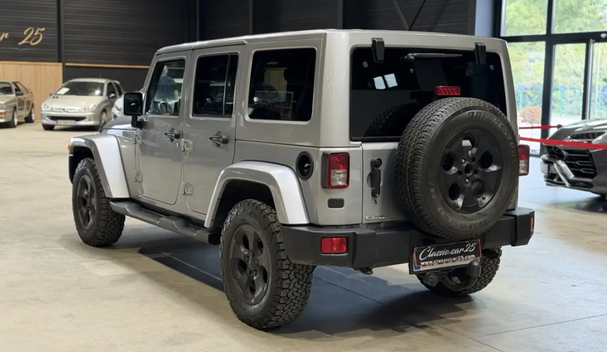 Jeep Wrangler UNLIMITED 2.8 CRD 200CH FAP SAHARA BVA - CONVERTIBLE