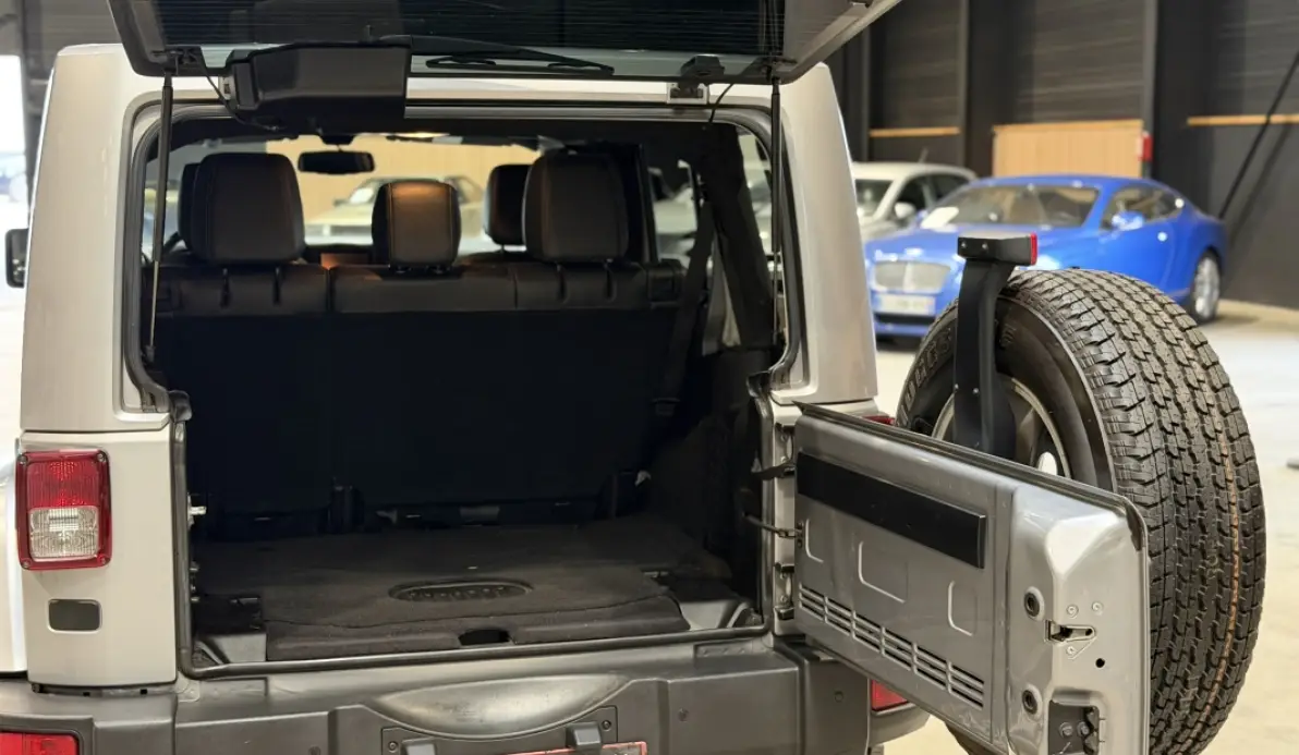 Jeep Wrangler UNLIMITED 2.8 CRD 200CH FAP SAHARA BVA - CONVERTIBLE