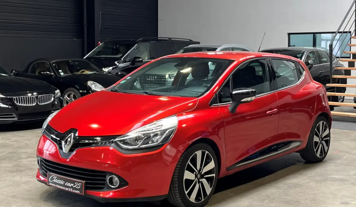 Renault Clio 4 1.5 DCI 90 Rouge flamme