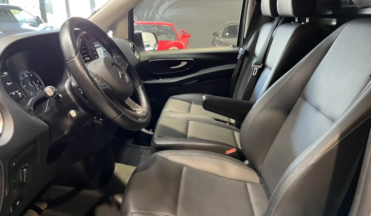 Mercedes Vito Fourgon 116 CDI 163cv 9G-Tronic 1ère Main / TVA Récupérable / Apple Carplay / Cuir / Caméra