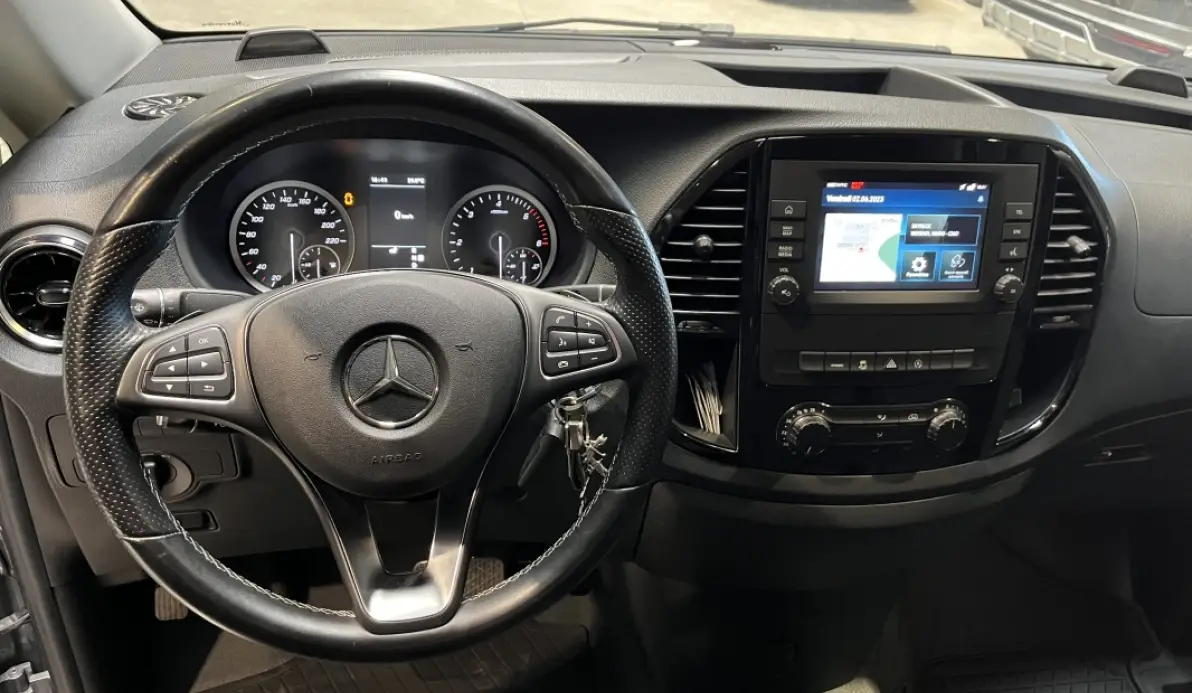 Mercedes Vito Fourgon 116 CDI 163cv 9G-Tronic 1ère Main / TVA Récupérable / Apple Carplay / Cuir / Caméra