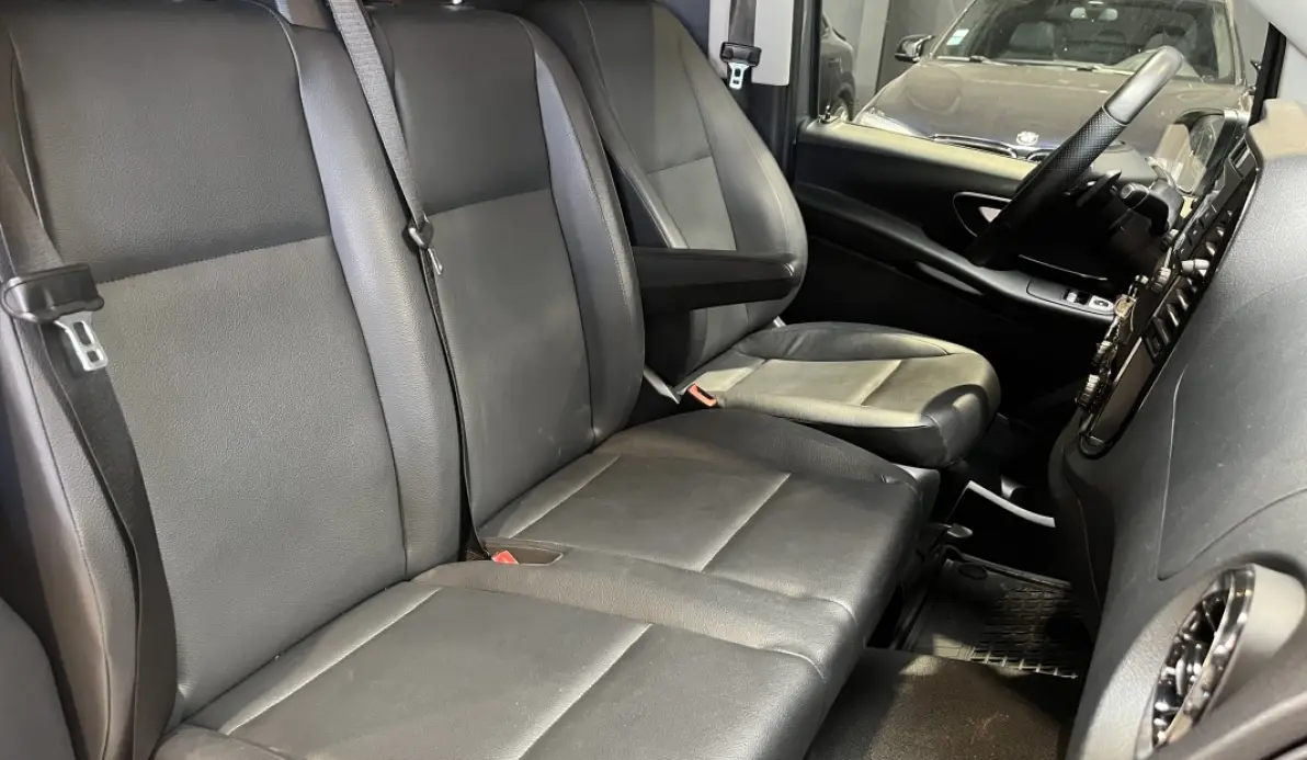 Mercedes Vito Fourgon 116 CDI 163cv 9G-Tronic 1ère Main / TVA Récupérable / Apple Carplay / Cuir / Caméra