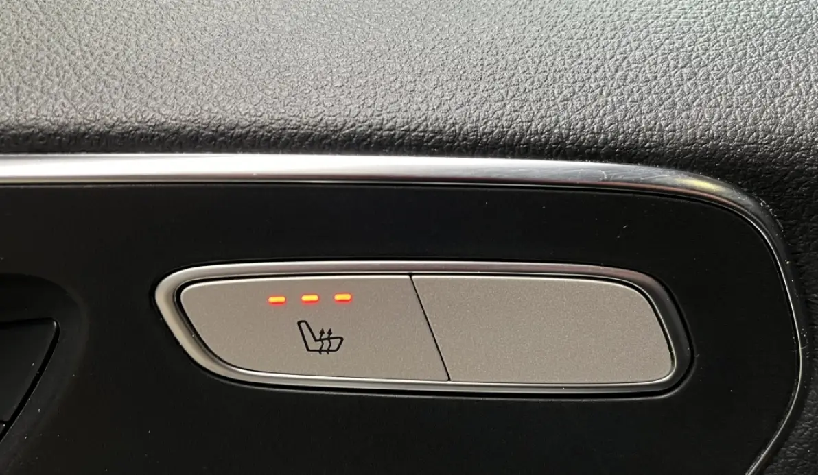Mercedes Vito Fourgon 116 CDI 163cv 9G-Tronic 1ère Main / TVA Récupérable / Apple Carplay / Cuir / Caméra