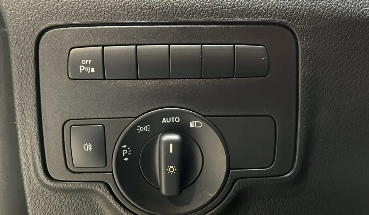 Mercedes Vito Fourgon 116 CDI 163cv 9G-Tronic 1ère Main / TVA Récupérable / Apple Carplay / Cuir / Caméra